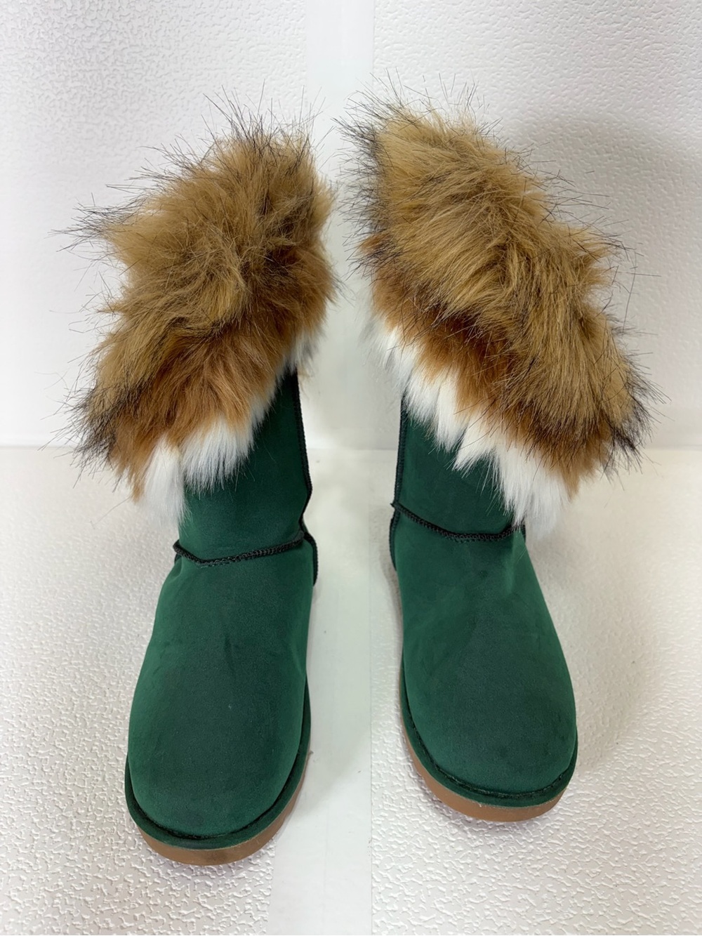 Cozy Green Faux Fur-Trim Slip-On Slippers s256